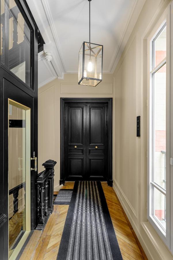 Black Door ปารีส ภายนอก รูปภาพ